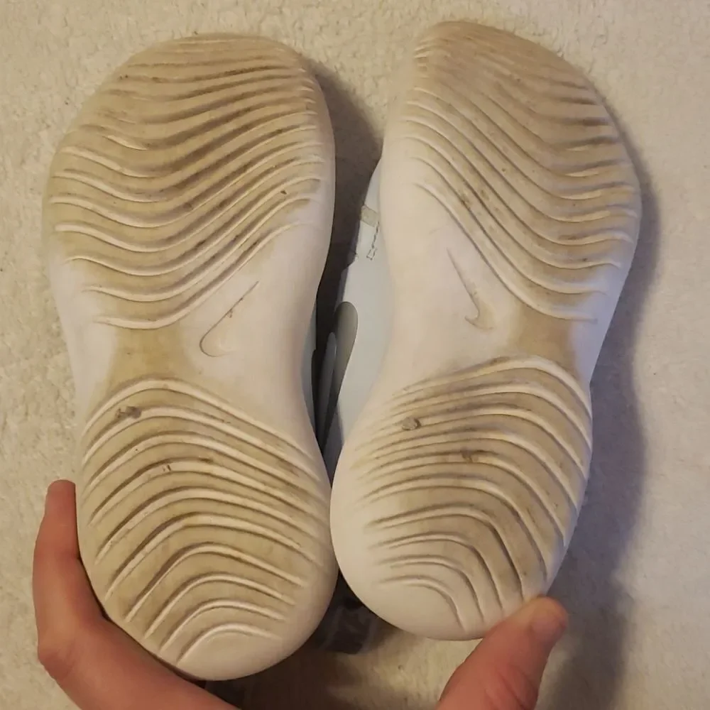 𝅺Nike Baby Blue Flexrunner Youth Size 1‎